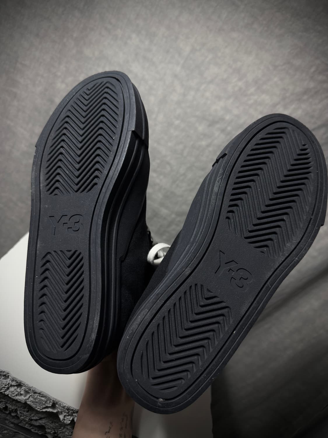 Yohji Yamamoto Y-3 High-Top Sneakers 상품이미지6