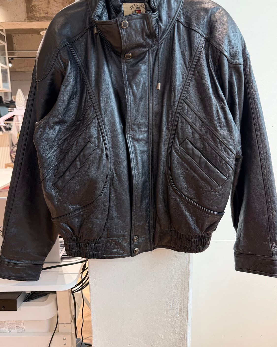italiana 블랙 카우하이드 레더 자켓  상품이미지6