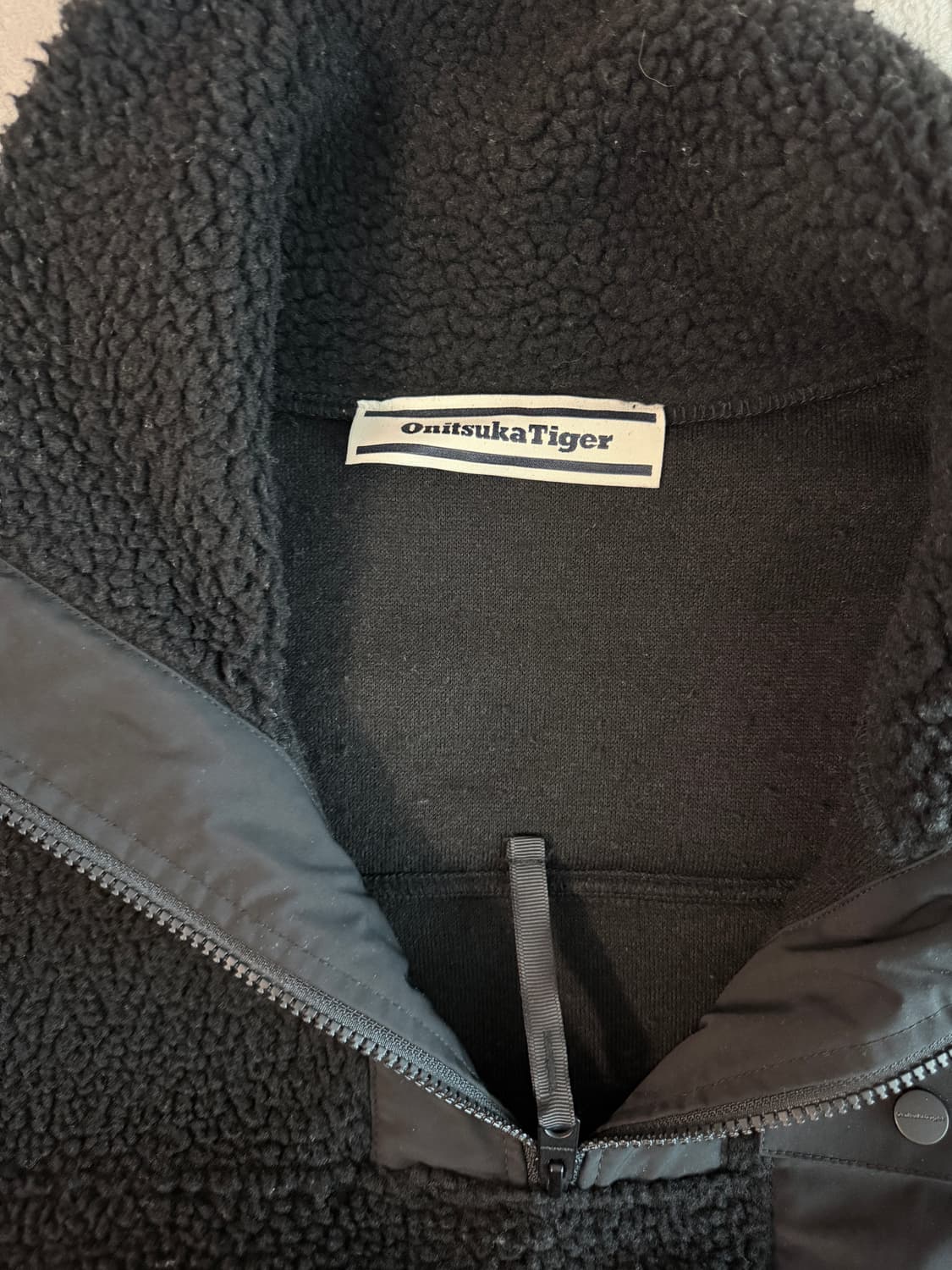 오니츠카타이거 아노락 후리스 L 상품이미지6