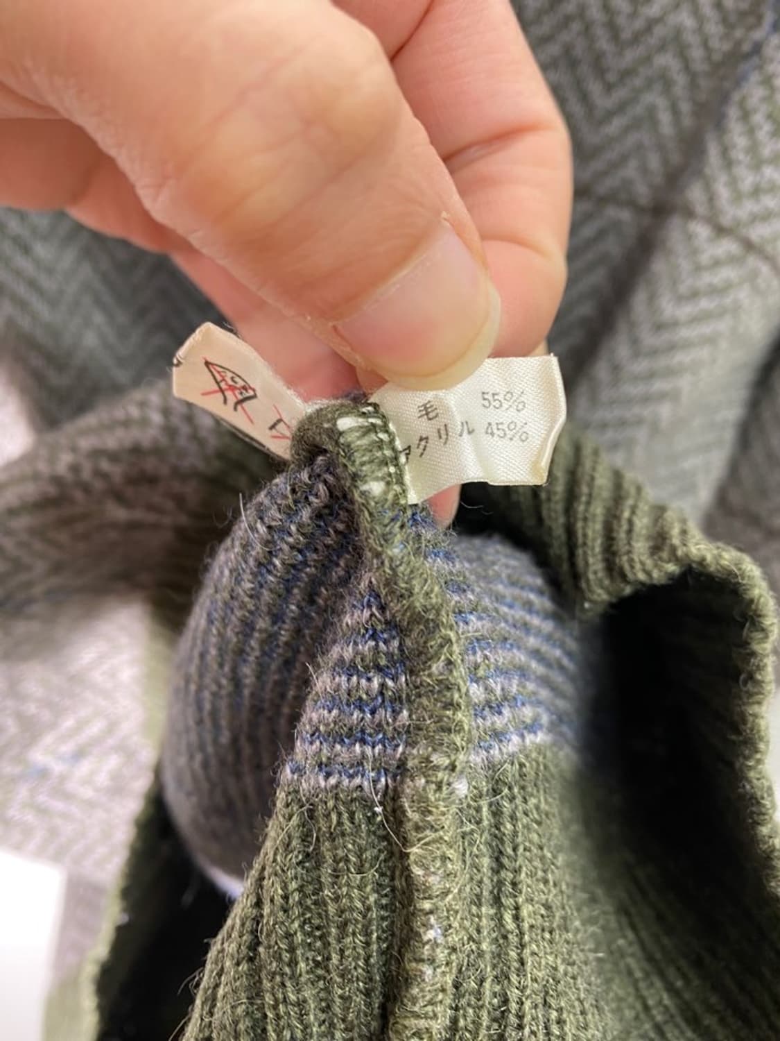 austinreed 브이넥 니트 상품이미지4