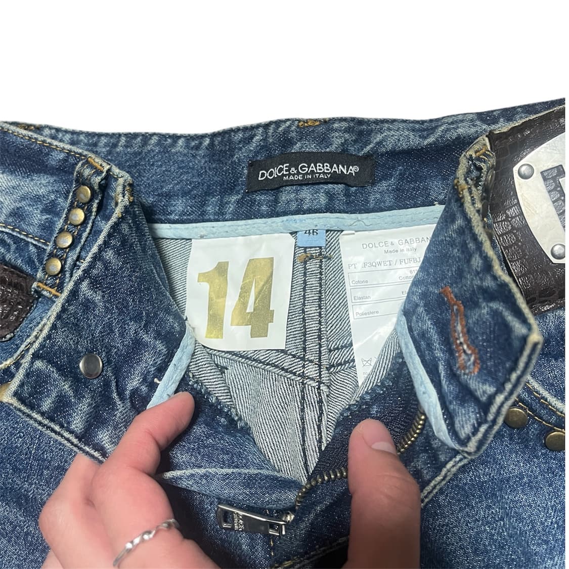 유일) Dolce & Gabbana 빅 메탈 플레이트 크로코 패치 데님 상품이미지4