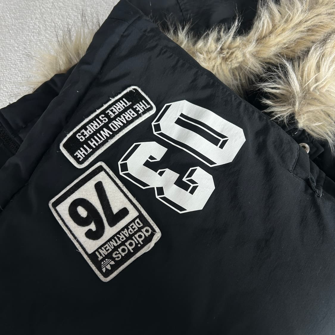 아디다스 블랙 후드 패딩 점퍼 s 상품이미지6
