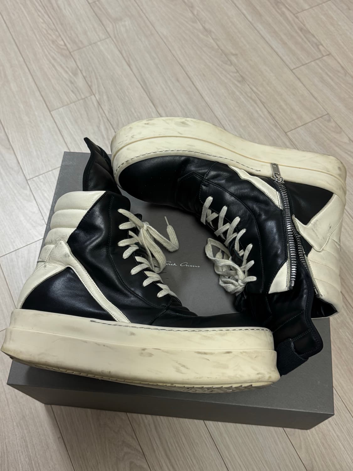 (급처)릭오웬스 메가범퍼 지오바스켓 43사이즈 상품이미지2