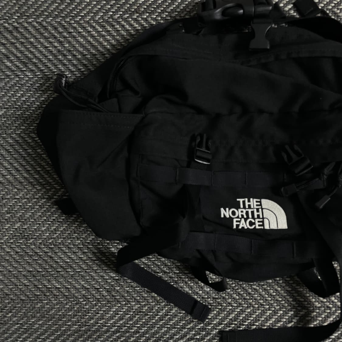 노스페이스 올드스쿨 블랙 테크웨어 웨이스트백y 3146 상품이미지3