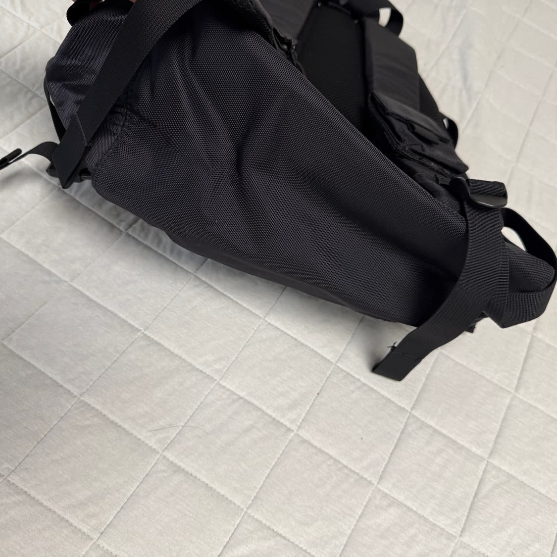 슈프림 Backpack Black - 19FW 상품이미지8