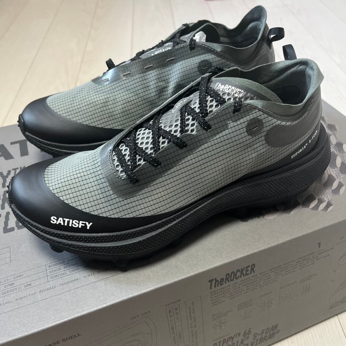 [265] 새티스파이 satisfy 더라커 쉐도우 상품이미지1