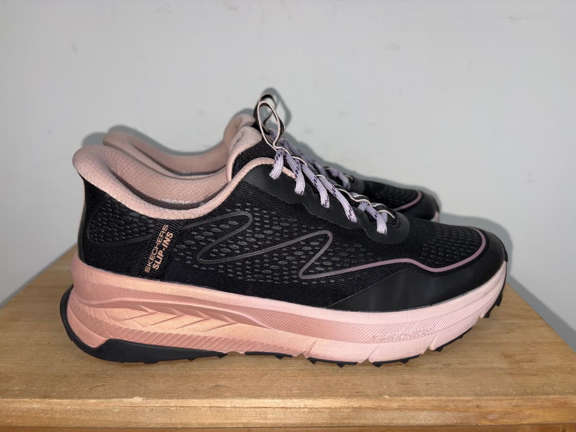 스케쳐스 슬립인스 스위치백 240 상품이미지1