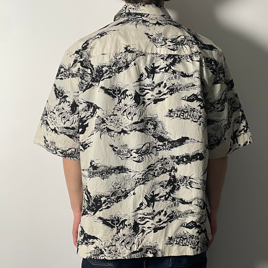 지방시 매튜 윌리엄스 풀오버 반팔자켓  (on.719)    상품이미지2