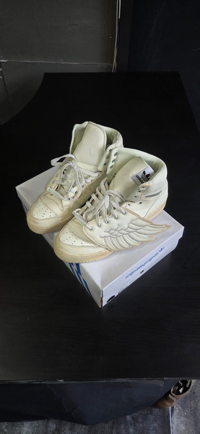 Jeremy Scott Wings Glow in the Dark 상품이미지1