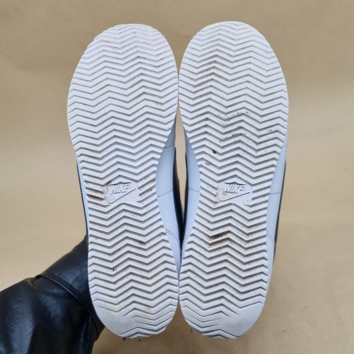 나이키 코르테즈 화이트블랙 운동화260 상품이미지3