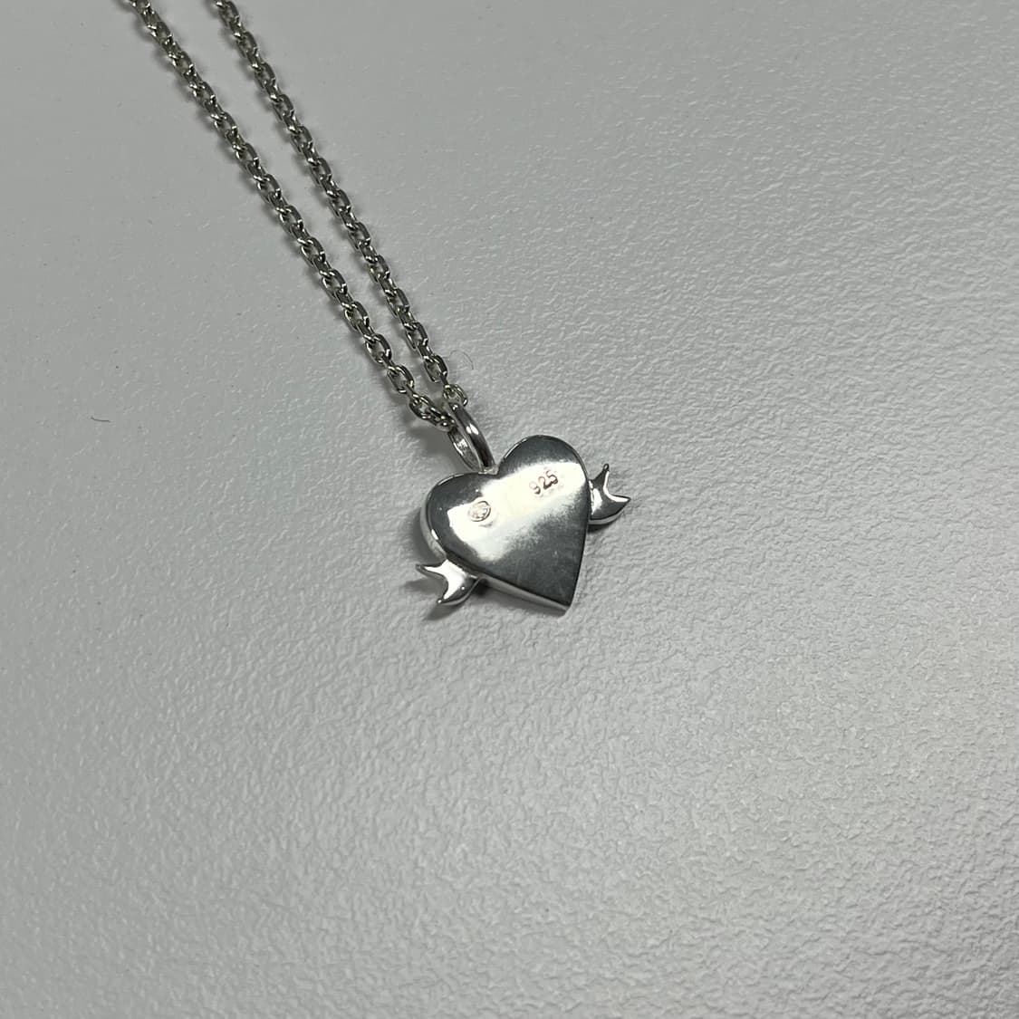 디올 블랙 하트 목걸이(silver925) 상품이미지4