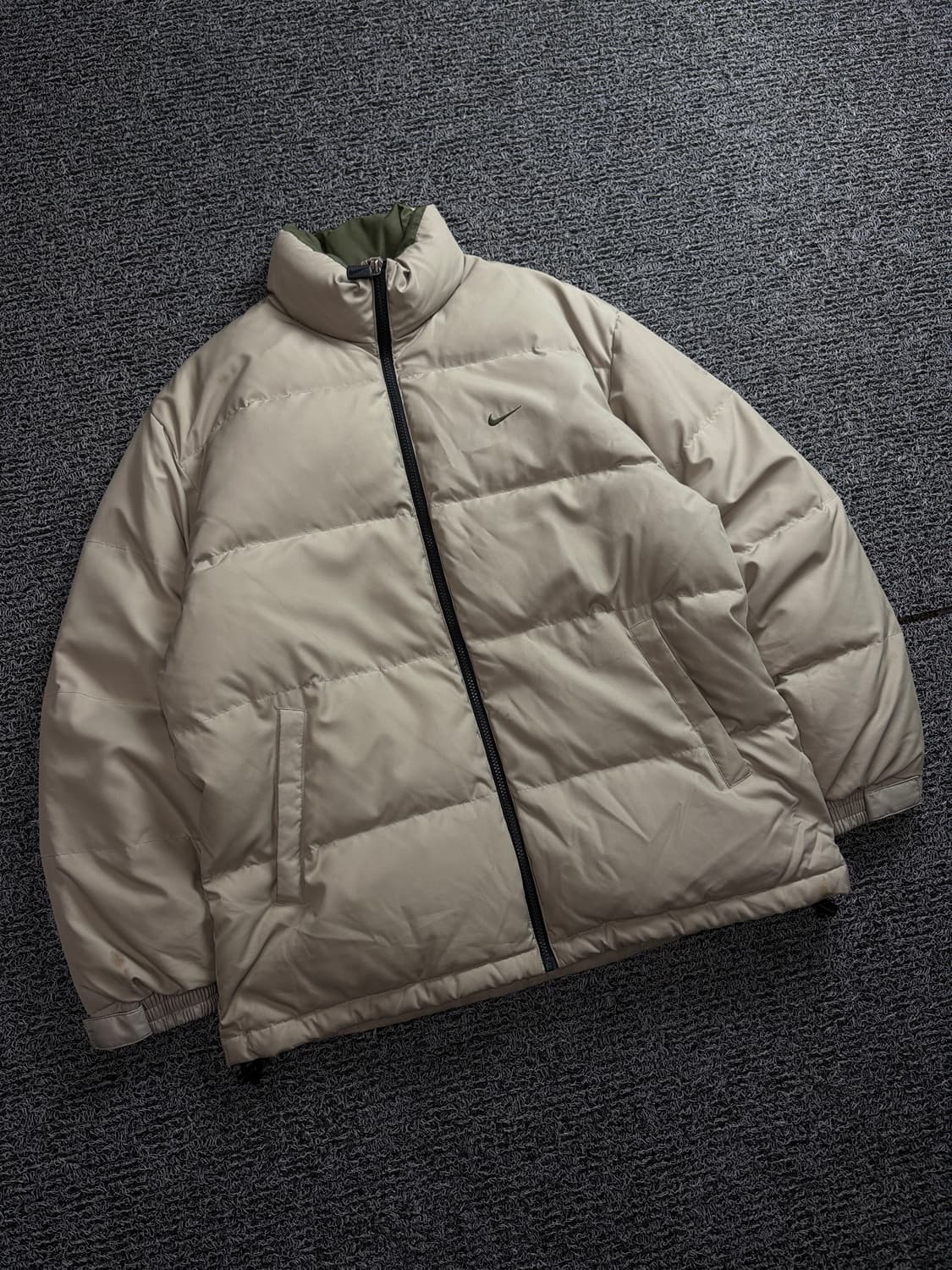 00s 나이키 올드스쿨 뉴챔프 다운 푸퍼 패딩 카키 1758 상품이미지1