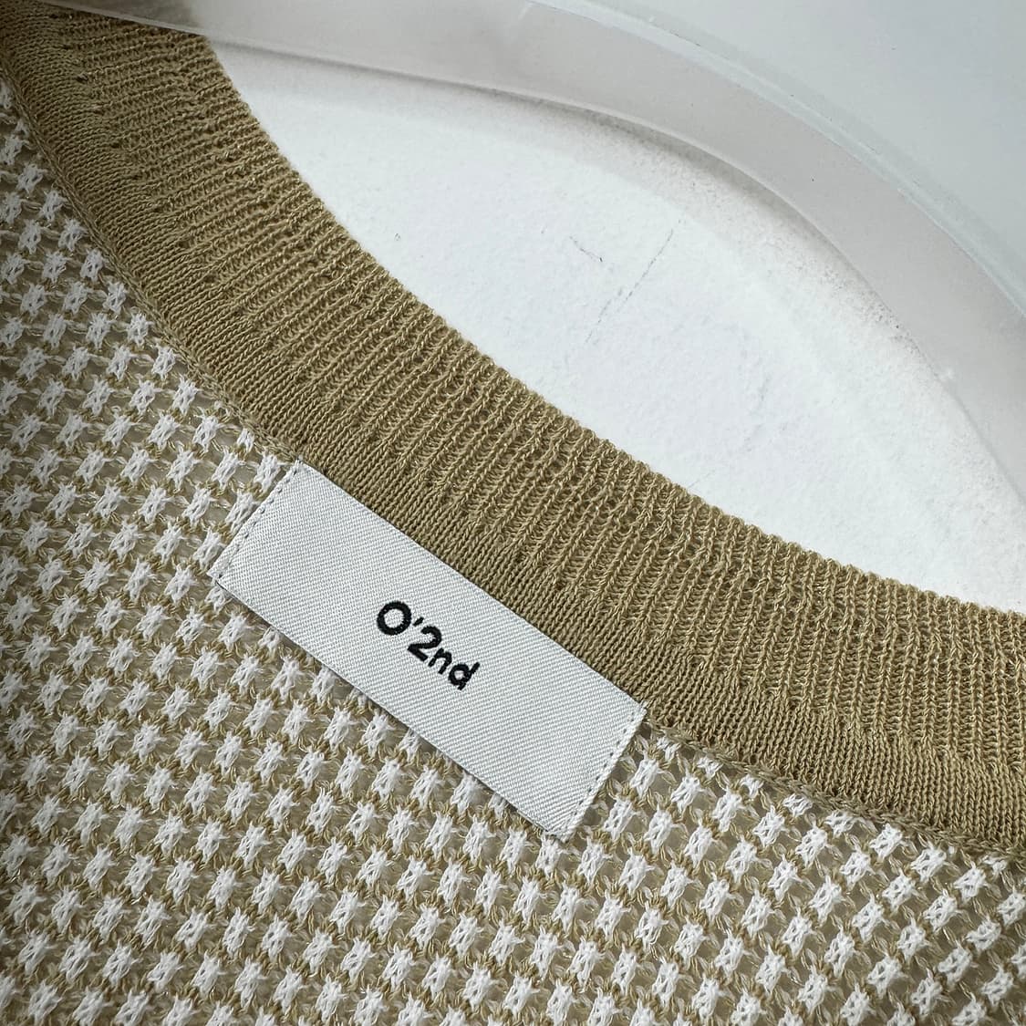 오즈세컨 24 돌먼 슬리브 크롭 니트 탑 상품이미지3