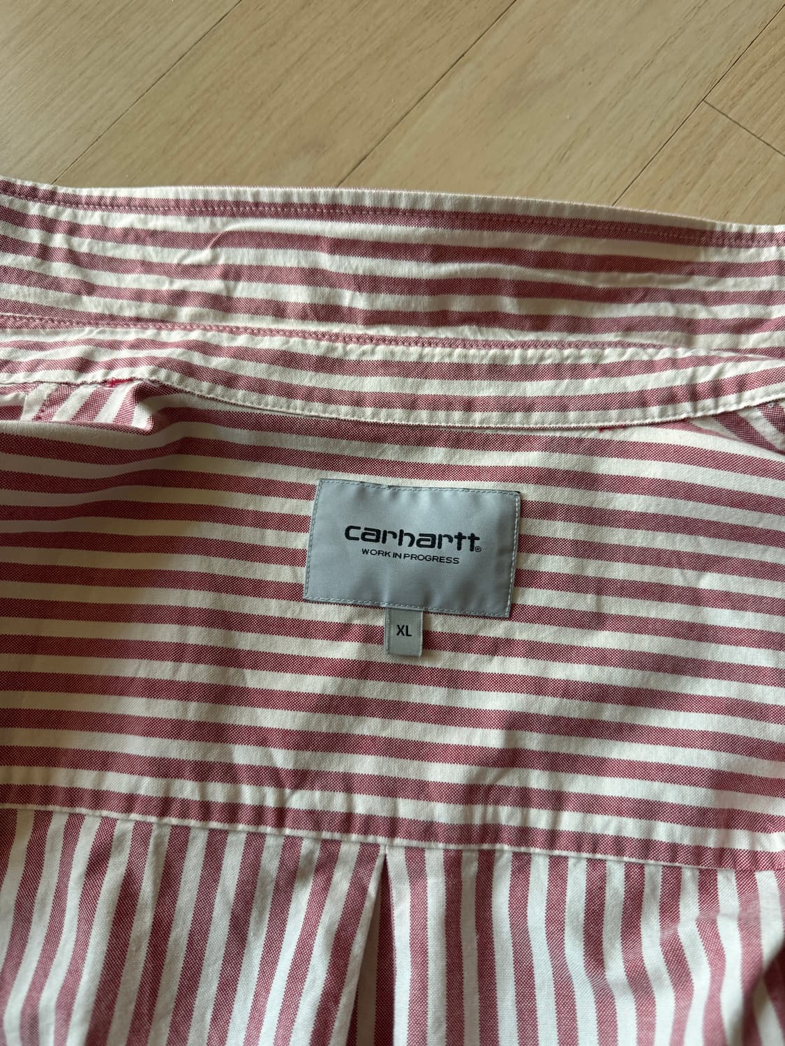 칼하트 wip 레드 스트라이프 셔츠 XL 상품이미지3