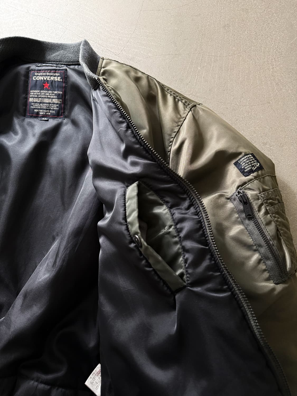 Vintage Converse MA-1 Bomber Jacket 상품이미지7