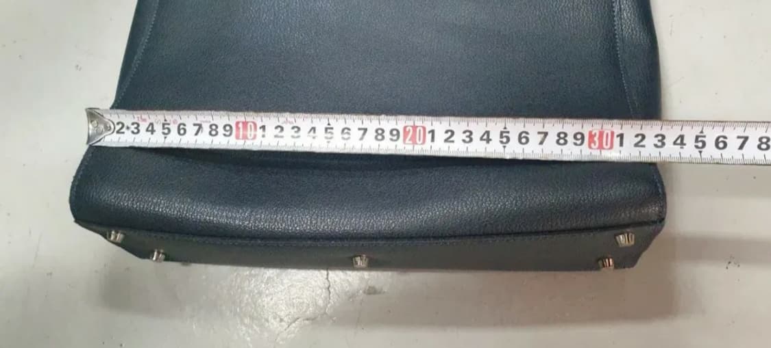 LOTUFF 네이비 통 가죽가방 상품이미지3