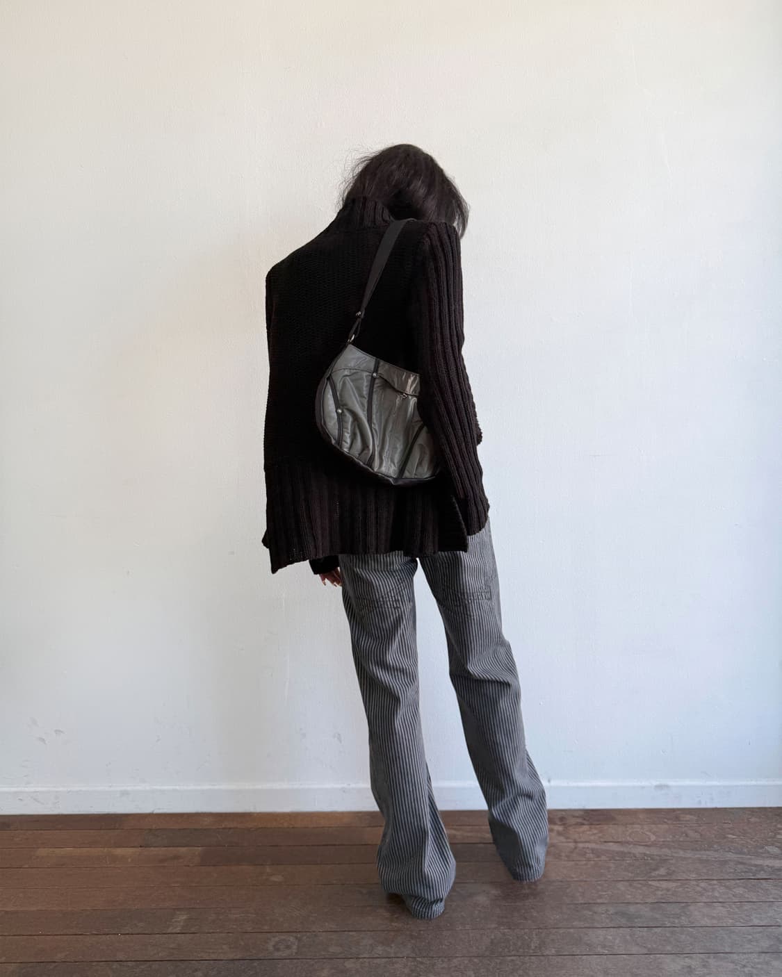 미스치프 ribbed collar zip sweater 상품이미지3