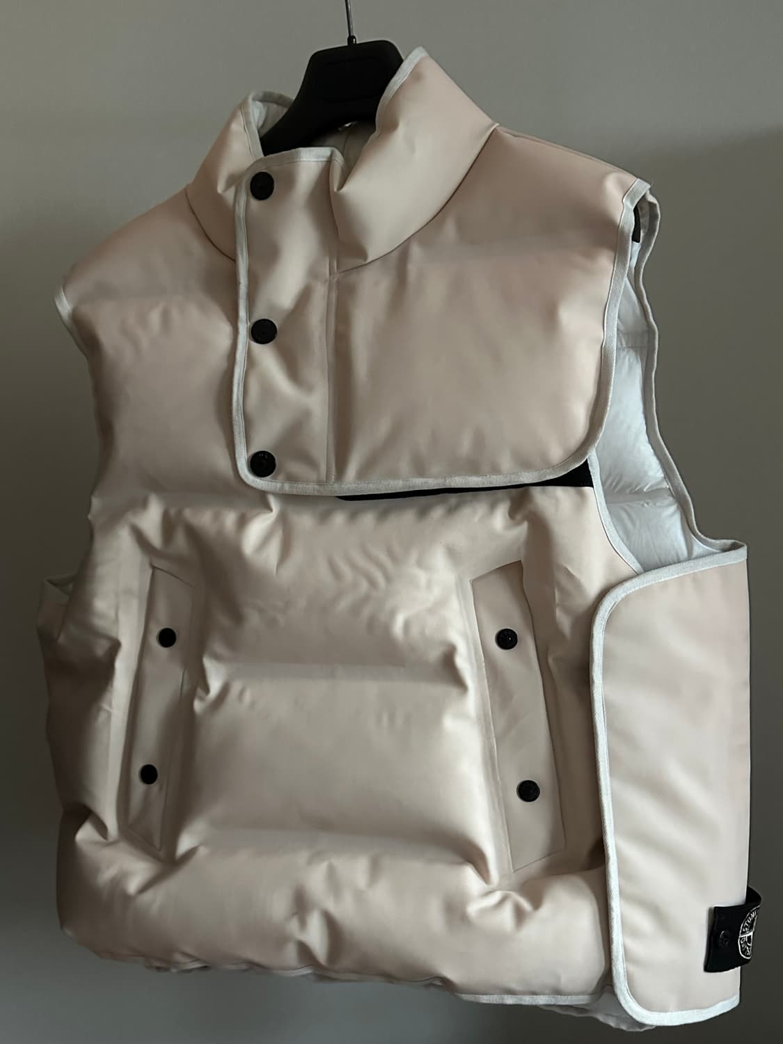 스톤아일랜드 아이스 스트라타 조끼 패딩 23fw L(105) 상품이미지1