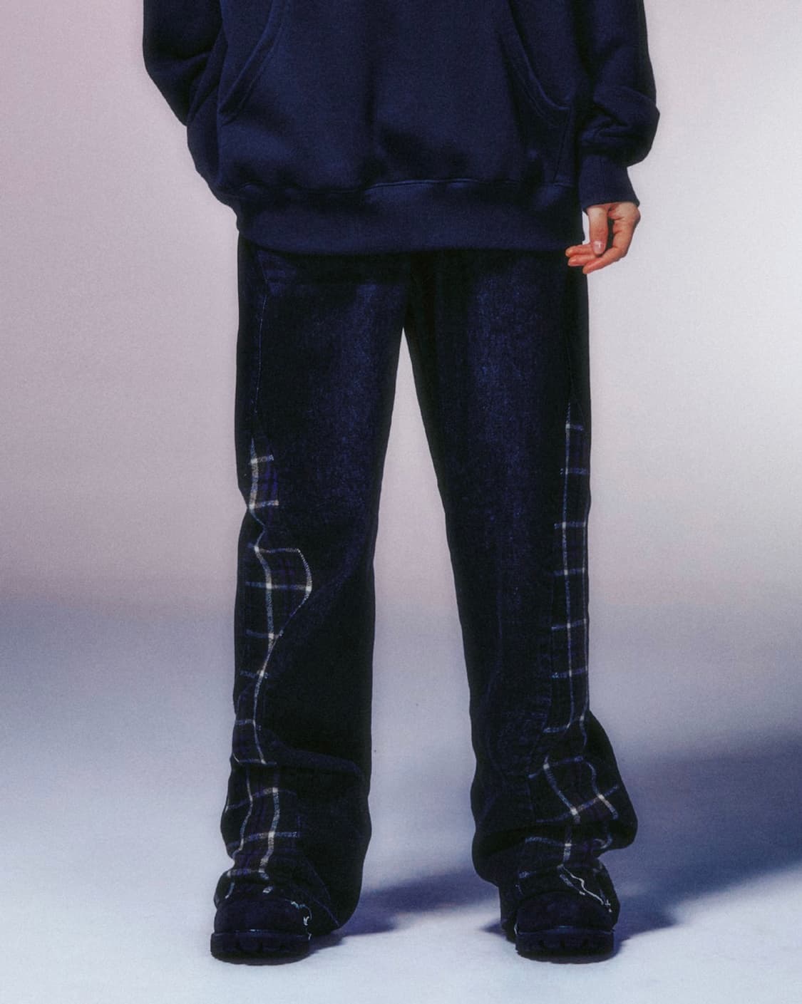 나이스고스트클럽 SIDE CHECK PANEL BOOTSCUT JEANS 상품이미지3