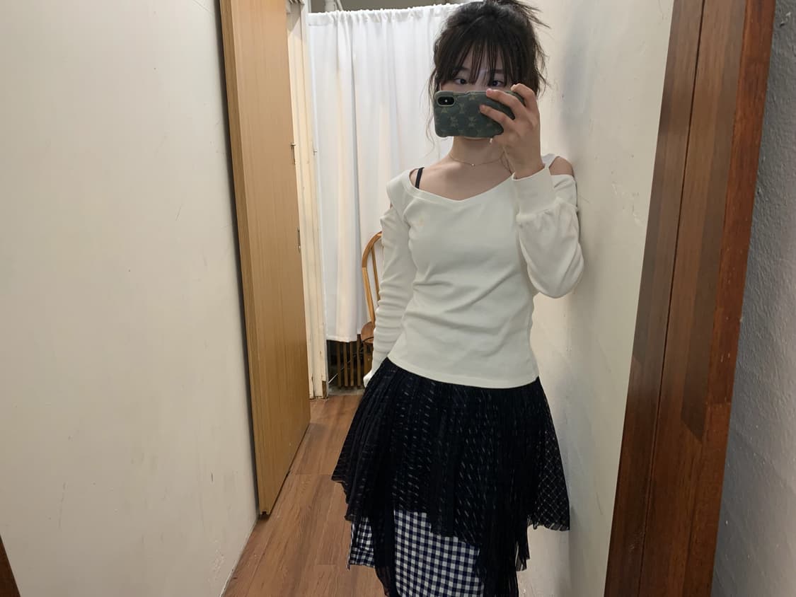 버버리 숄더 컷오프 티셔츠 탑 화이트 상품이미지4