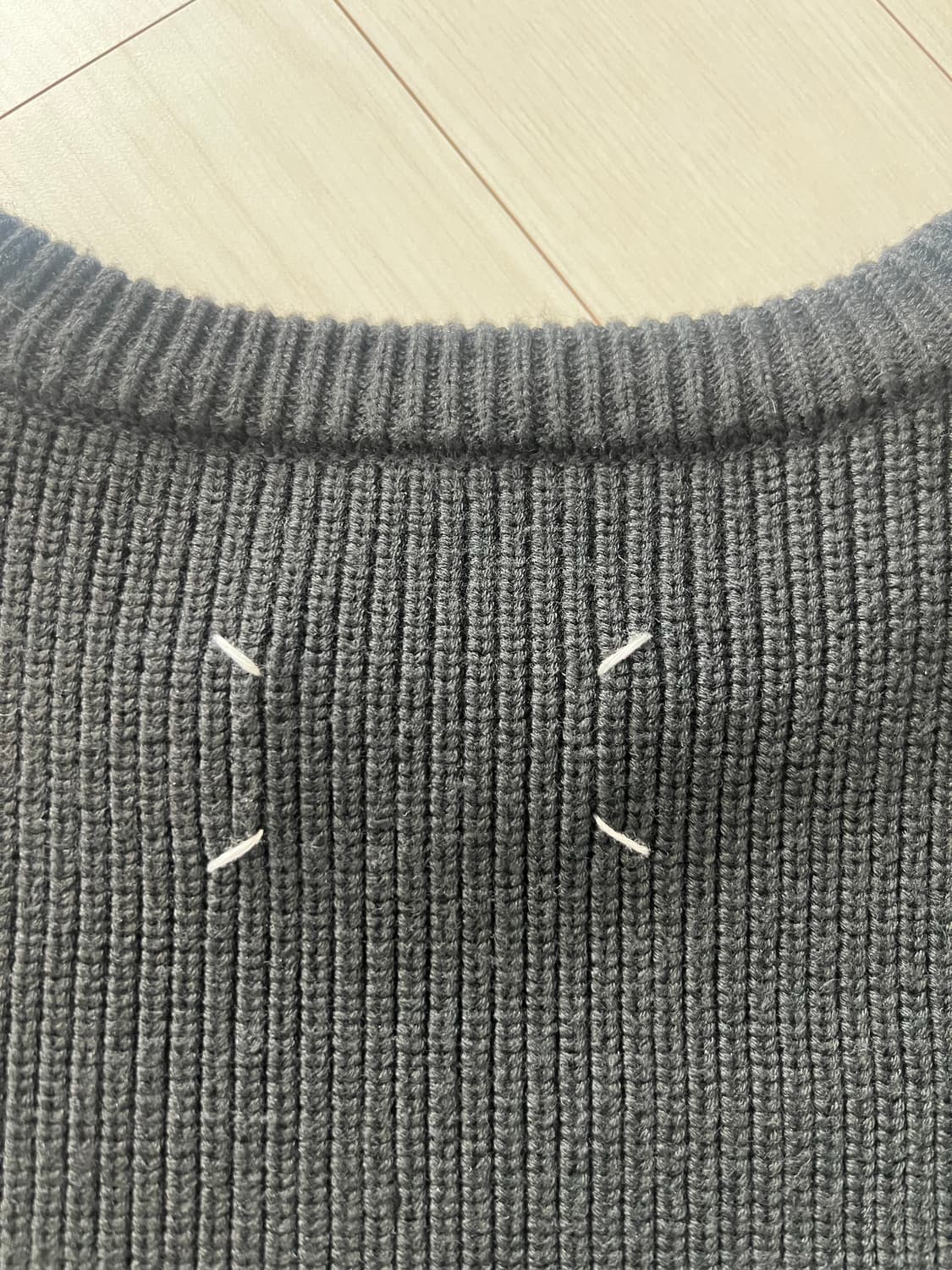 메종 마르지엘라 스티치 립 니트 블랙 46 상품이미지8