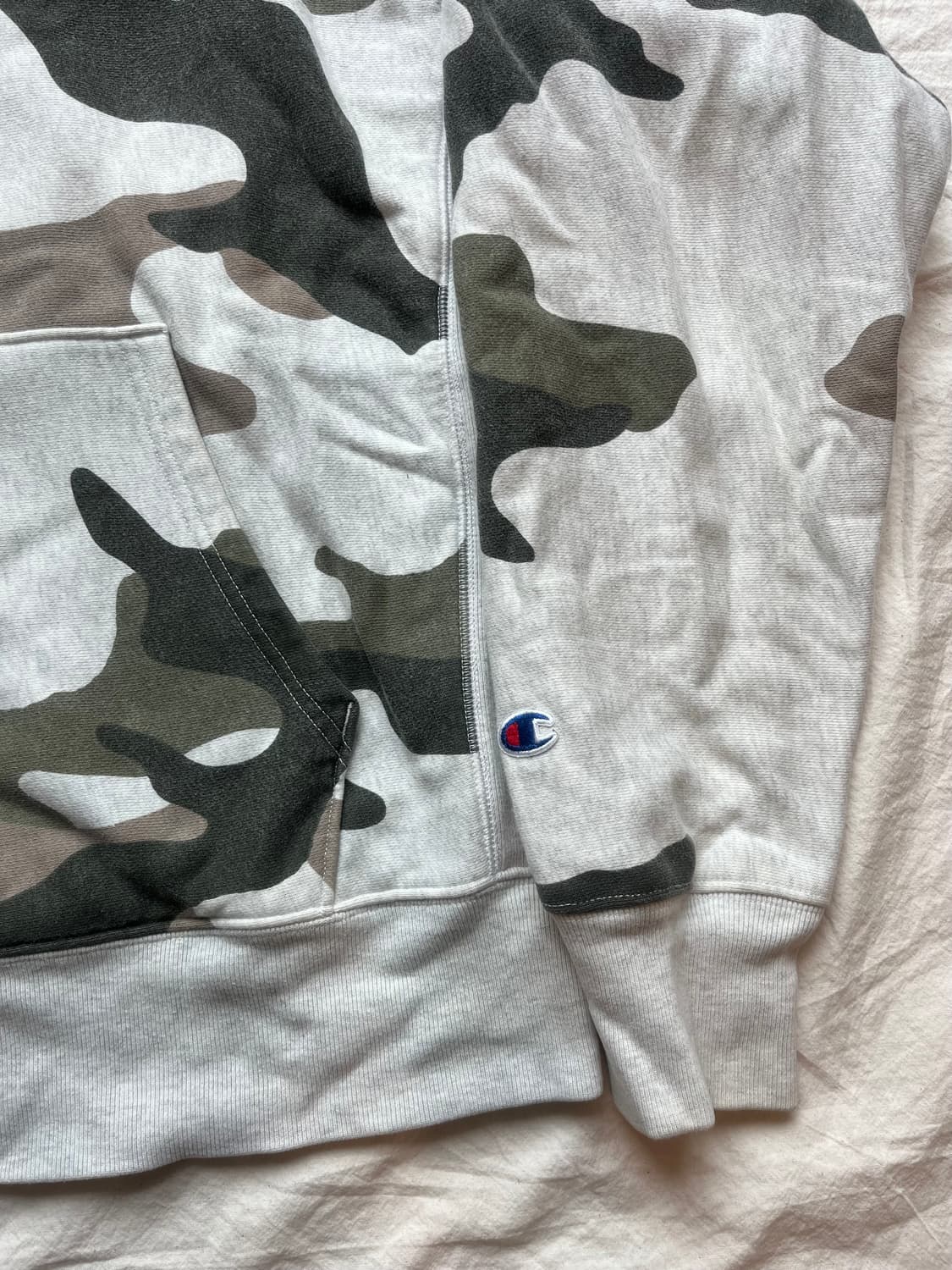 챔피온 리버스위브 카모 후드 상품이미지3