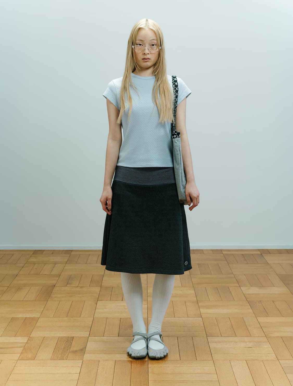 코이세이오 038 스트라이프 스커트 다크 그레이 상품이미지1