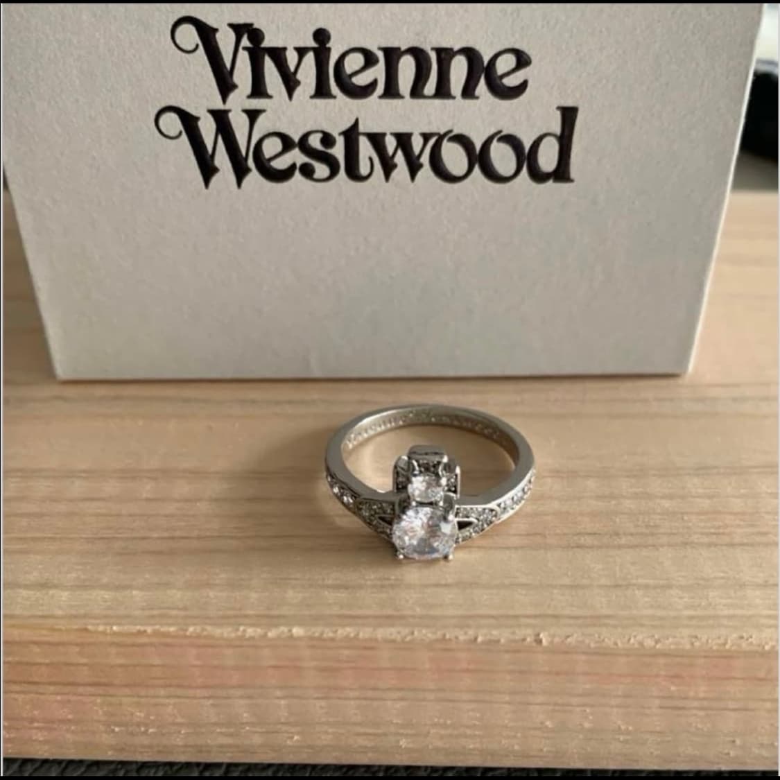 비비안웨스트우드 아카이브 클리어 크리스탈 큐빅 orb링 반지 상품이미지5