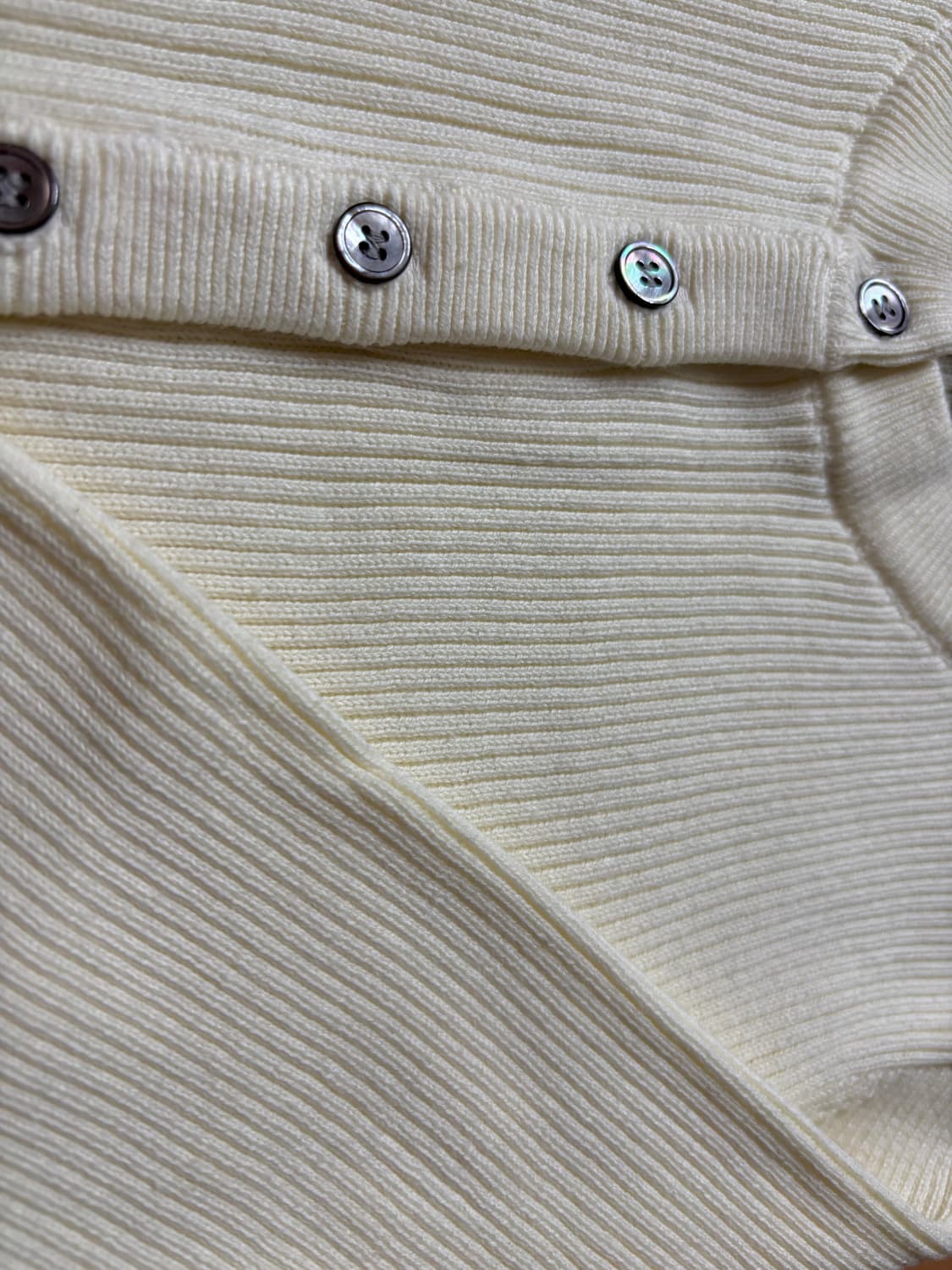 noirer 코튼 리브드 헨리넥 니트 36사이즈 상품이미지4