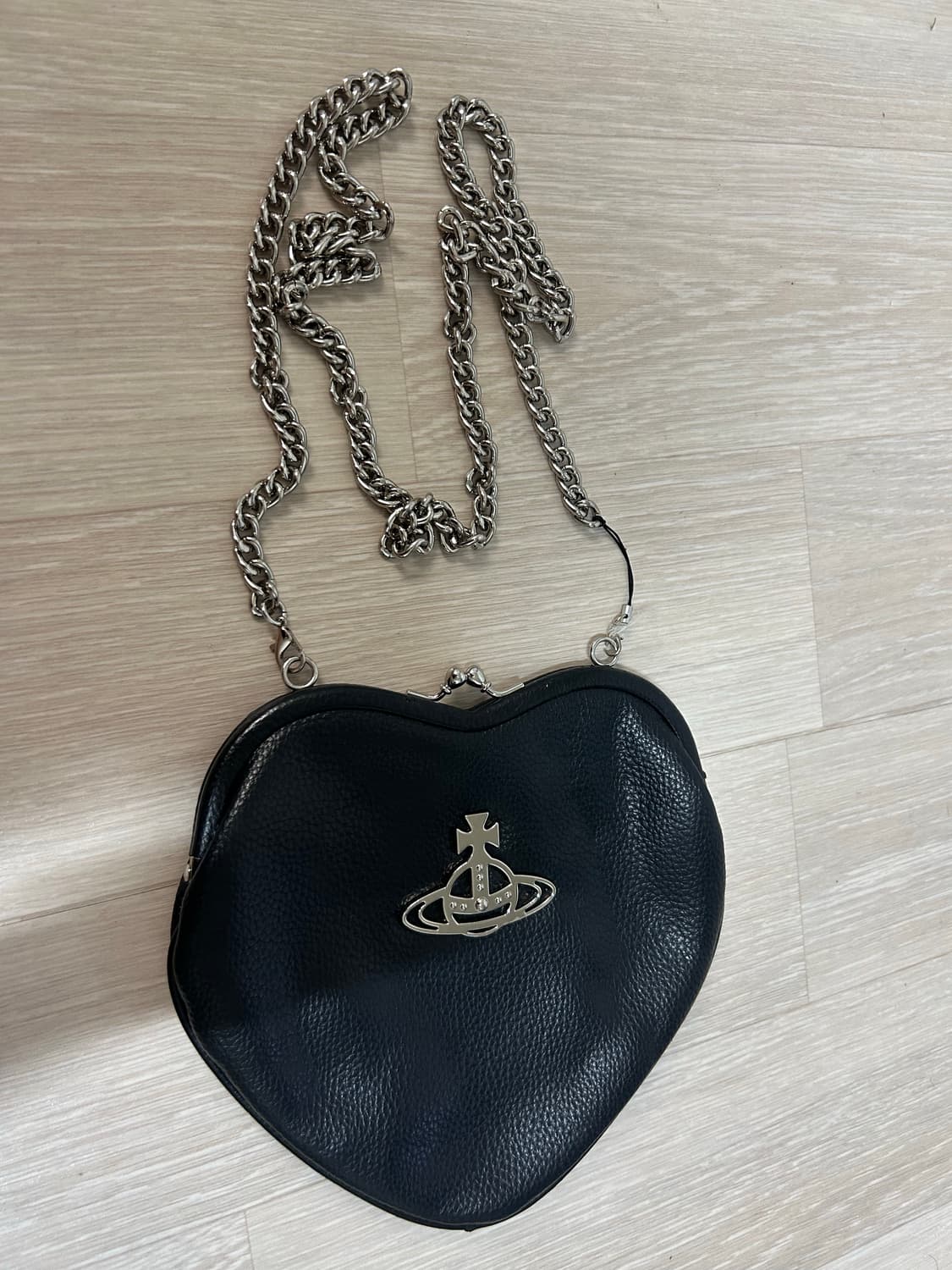 비비안웨스트우드 가방 검정 하트백 상품이미지1