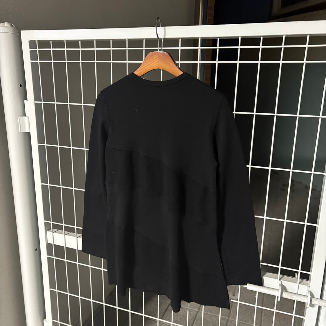 꼼데가르송 트리콧 비대칭 패널 롱 니트 상품이미지6