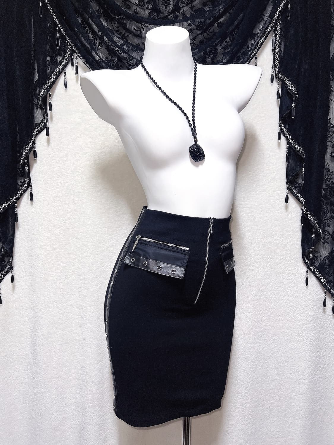 고스펑크 블랙 레더 펀칭 섹시 H라인 스커트 긱시크 y2k 갸루 시부야 상품이미지2