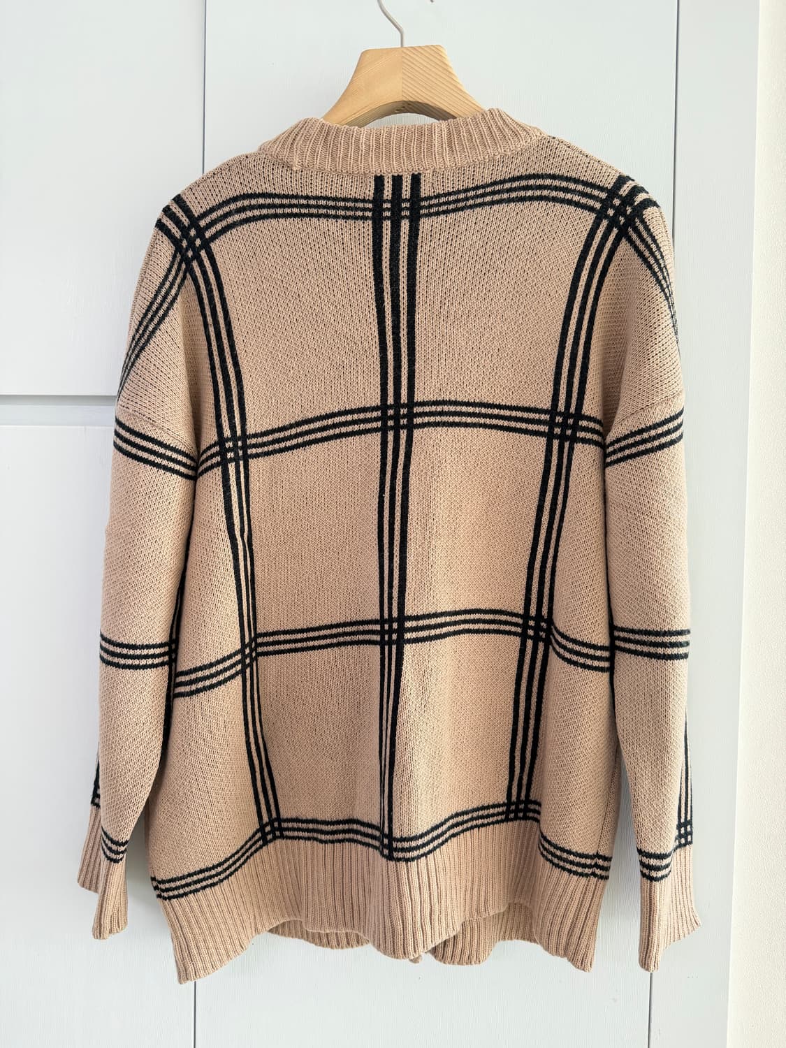 베이지색 체크 박시 가디건 상품이미지4