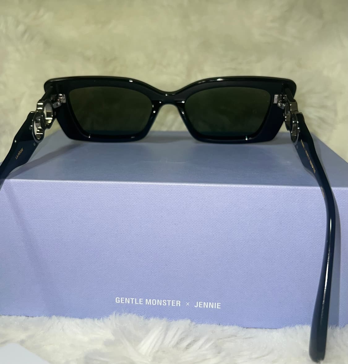 젠틀몬스터 제니 콜라보 라페슈 블랙 상품이미지5