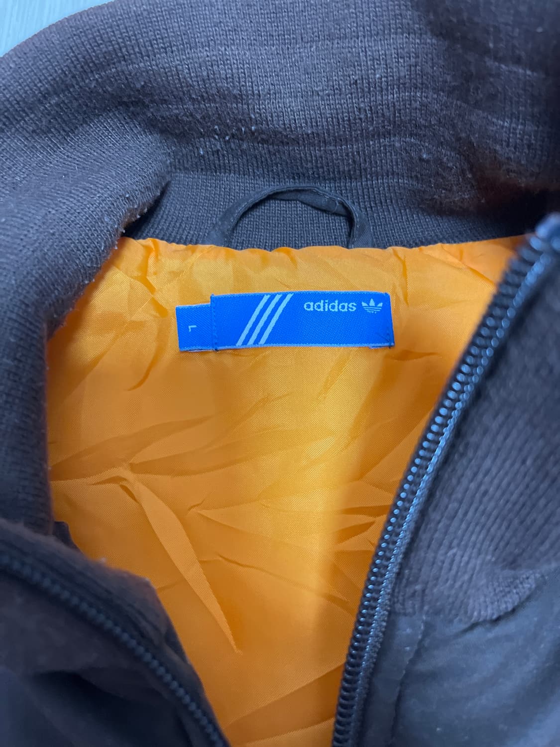 아디다스 브라운 패딩 조끼 L 상품이미지4