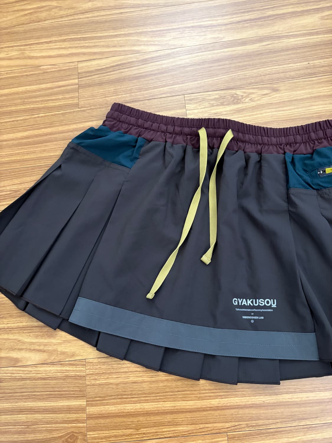 Nike Gyakusou 러닝 스커트 상품이미지1