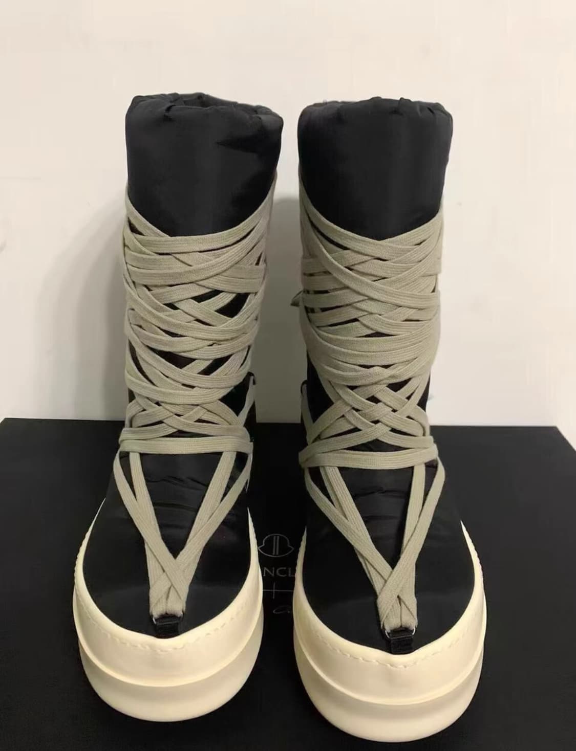 릭오웬스 몽클레어 빅락 부츠 36 상품이미지4