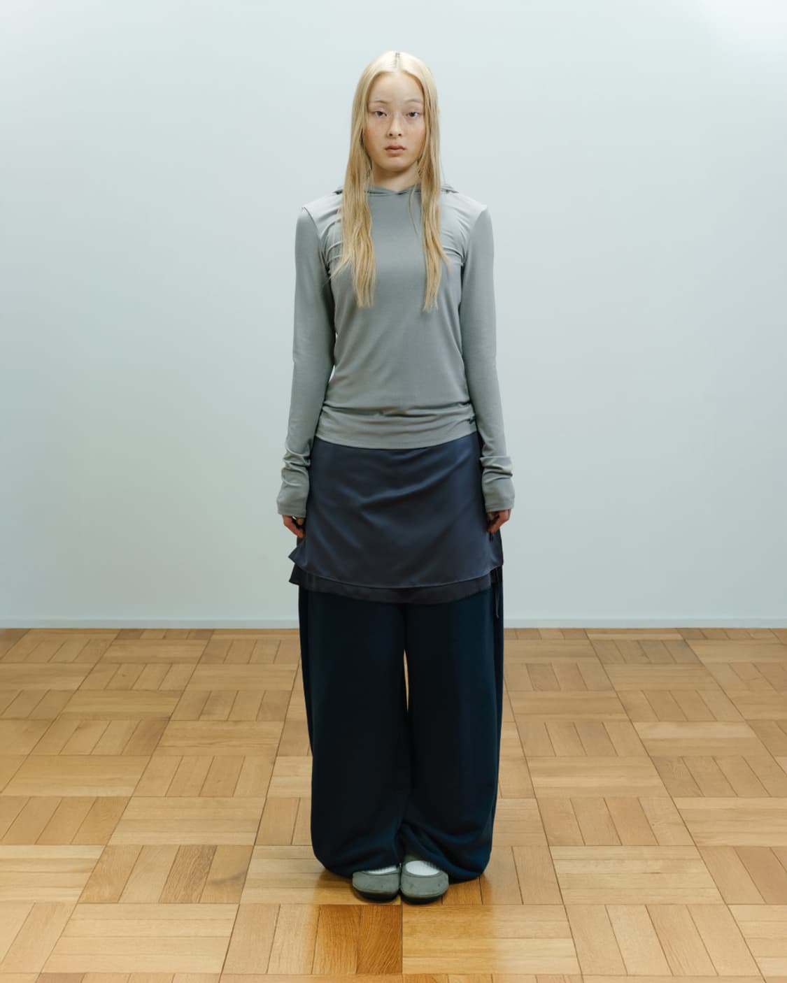 코이세이오 후디 롱 슬리브리스 판매합니다. 상품이미지5