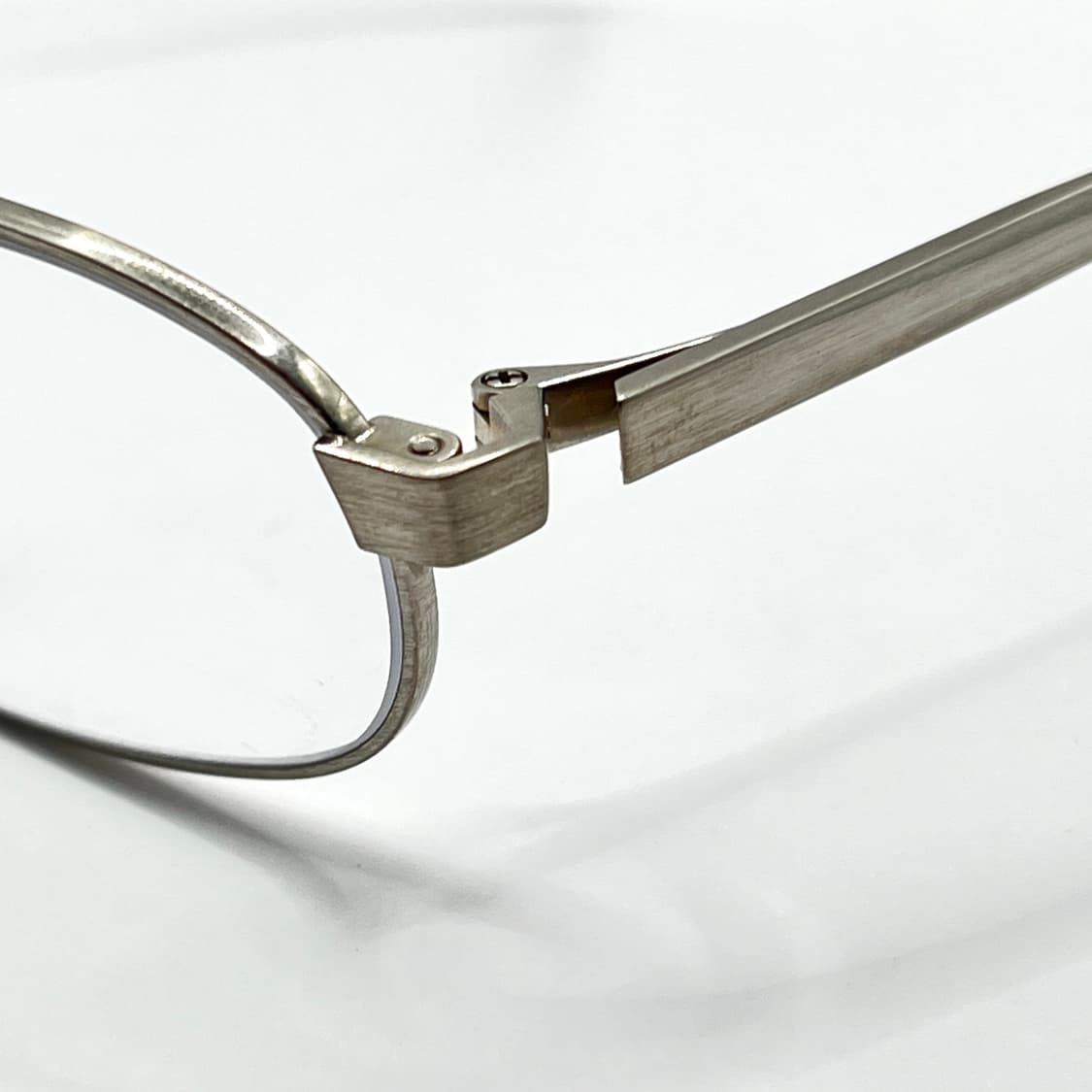 울프강 프록쉐 티타늄 은테 안경 상품이미지4