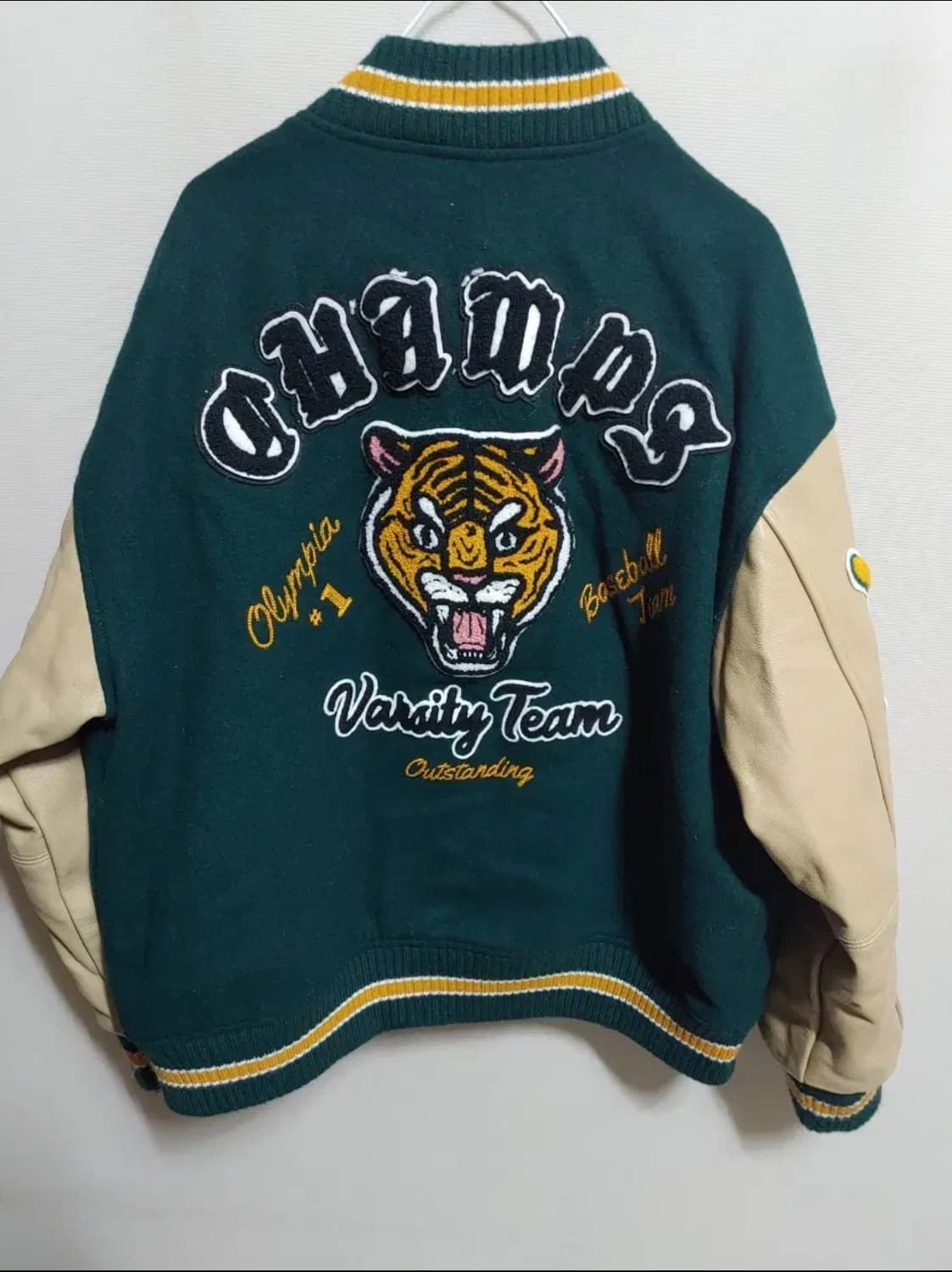 아웃스탠딩 바시티자켓 그린 2사이즈 (105) 상품이미지2