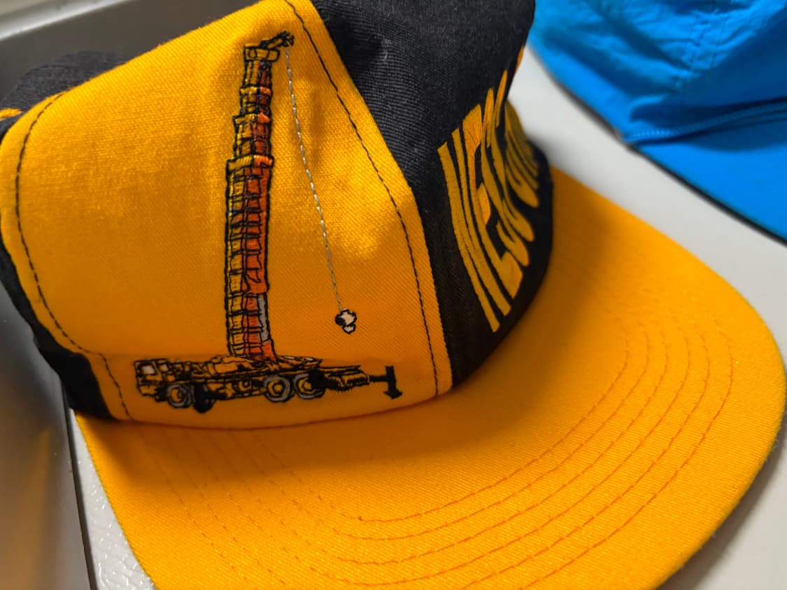 빈티지 Crane yellow trucker cap 상품이미지3