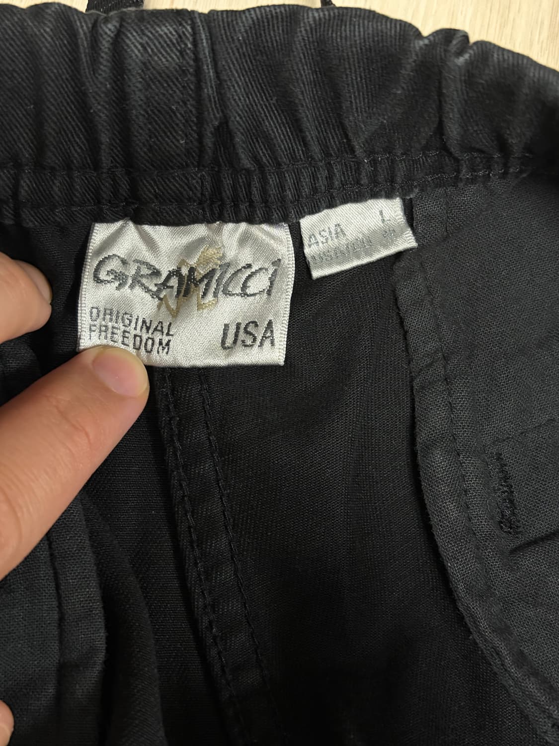그라미치 블랙 팬츠 (L) 판매합니다 상품이미지4