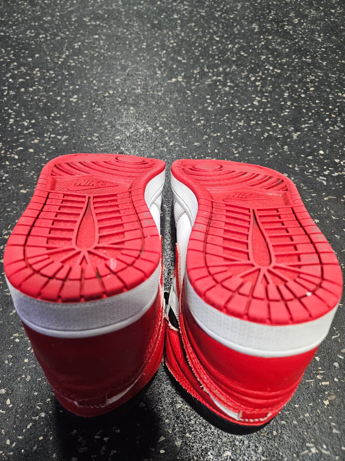 조던1 레트로 하이 OG 헤리티지 265mm 상품이미지3