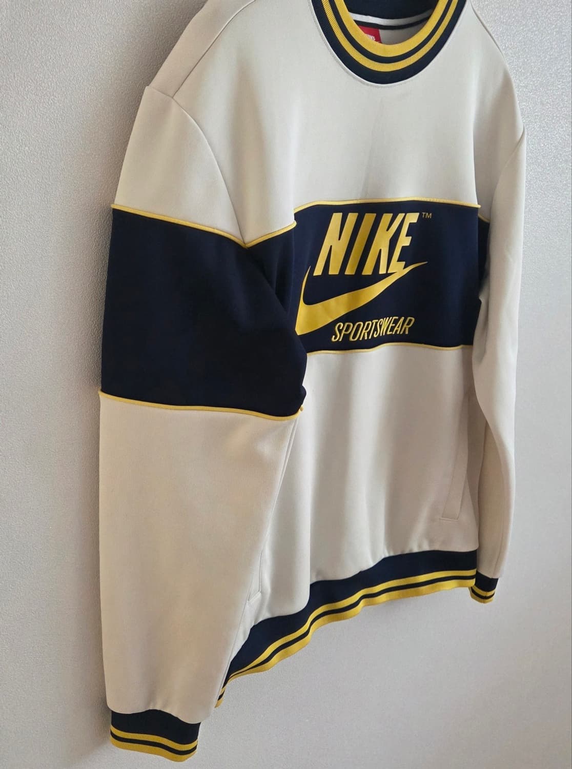 나이키 스포츠웨어 맨투맨 티셔츠 M 상품이미지5