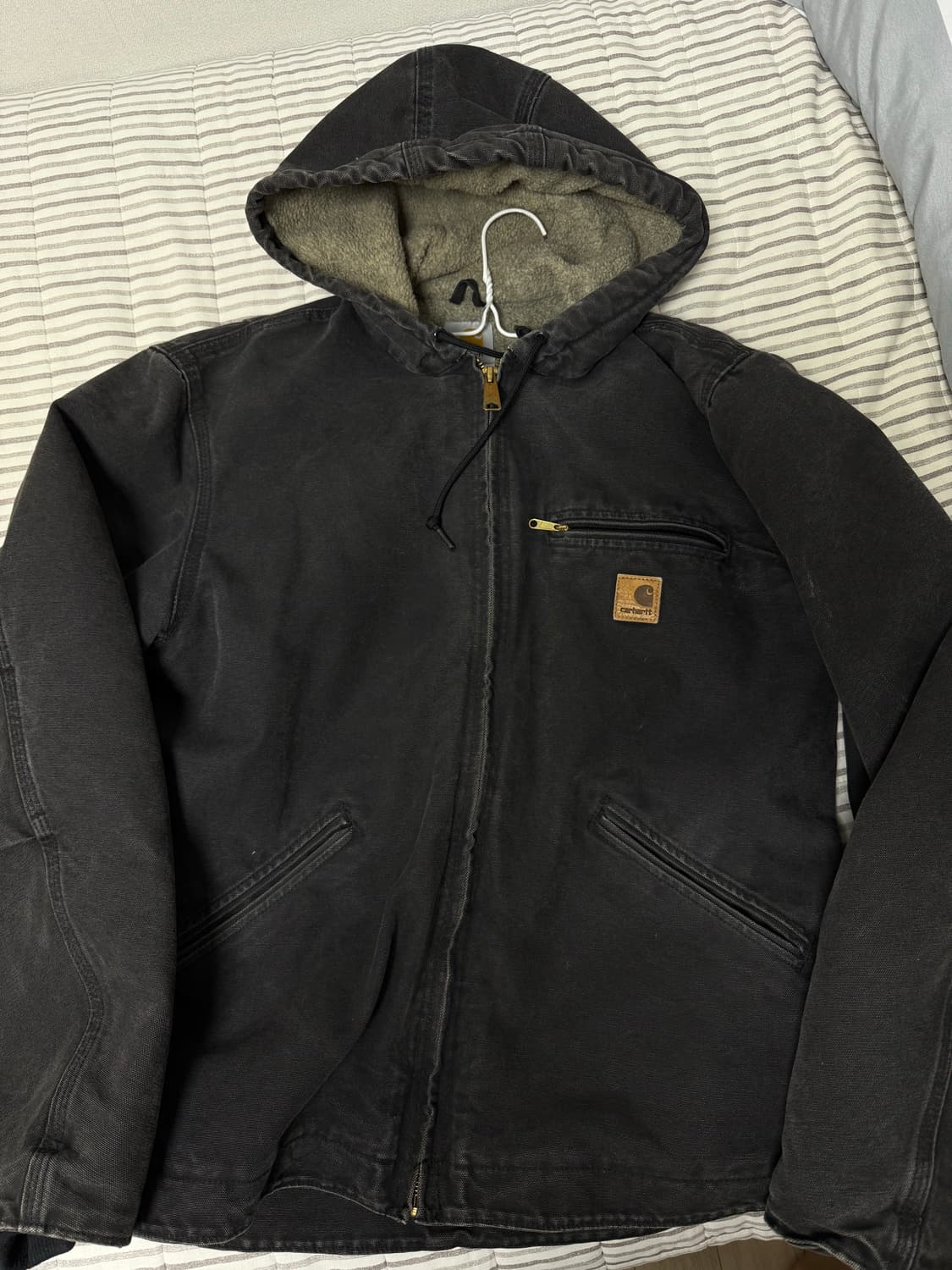 칼하트 j141 blk M 시에라자켓 액티브자켓 상품이미지1