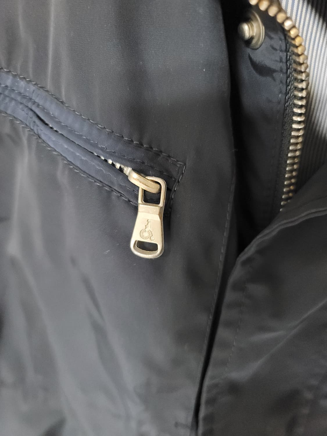 빈폴 자켓 105사이즈 상태굿

남성105

상태굿

 상품이미지3