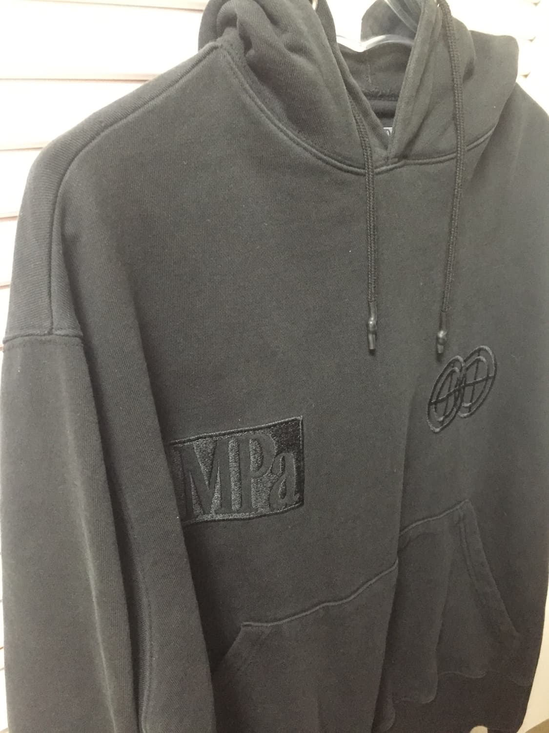 플라스틱 프로덕트 Mpa 후드티 상품이미지3