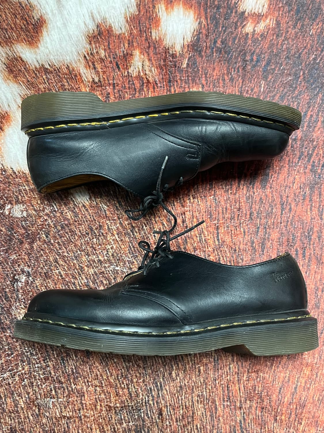 [250] 닥터마틴 1461 블랙 3홀 더비 로퍼 상품이미지2