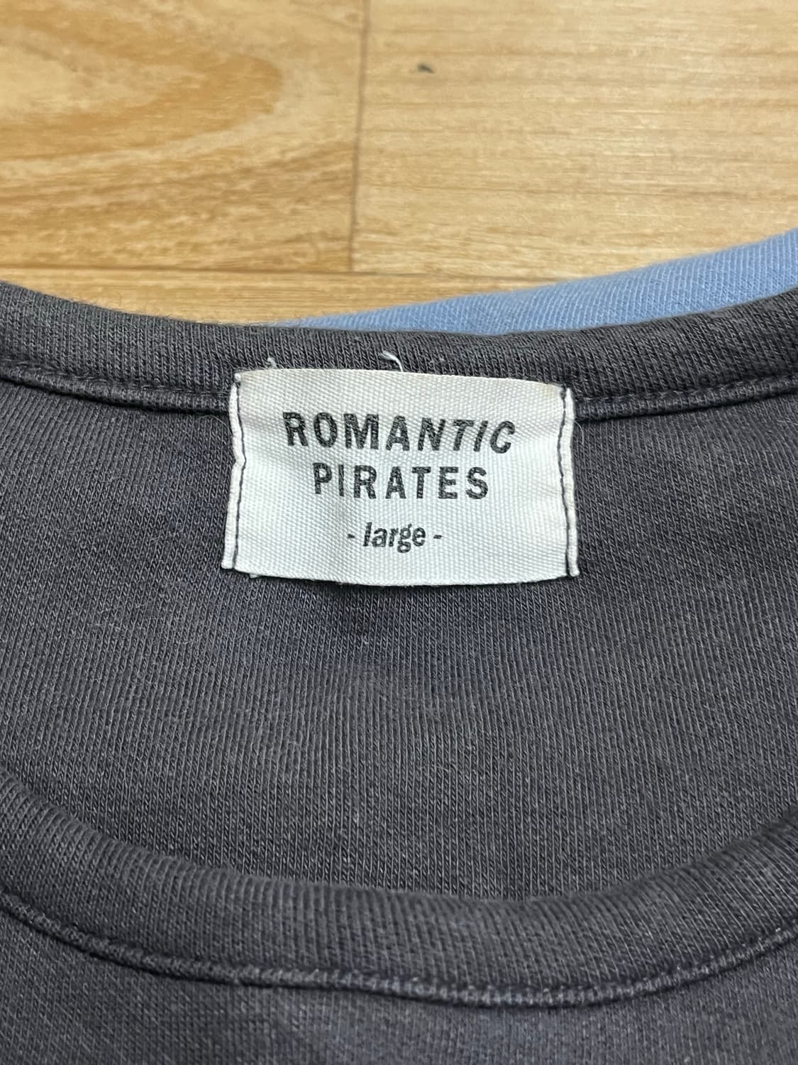 로맨틱파이어리츠 티셔츠 L 4장 세트 상품이미지3