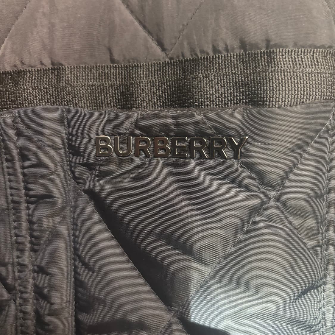 버버리 퀄팅자켓 상품이미지3